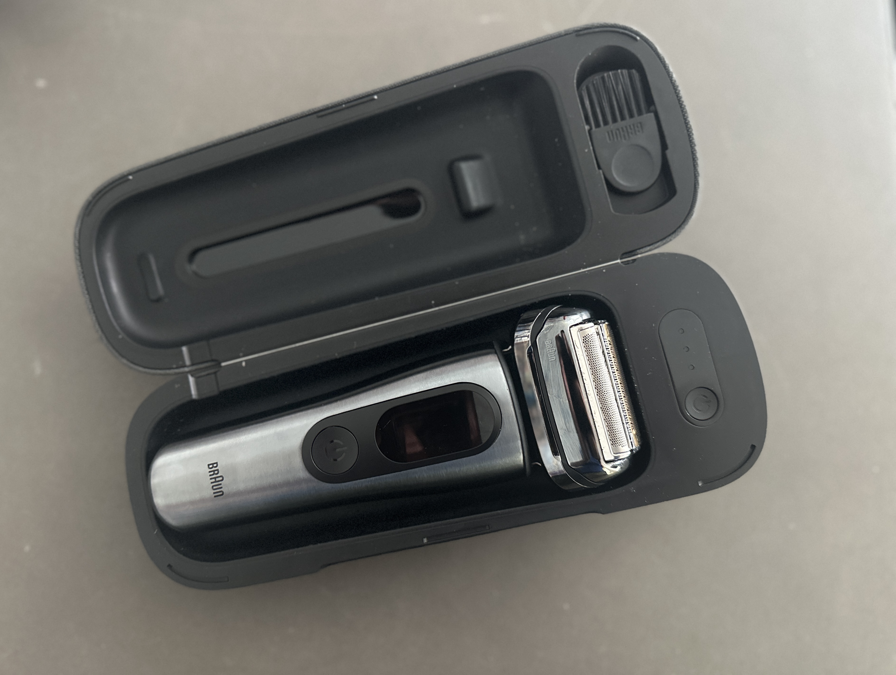 Braun NEVO Power Case