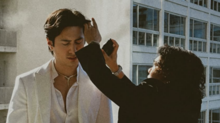 Aika Flores styling Hudson Williams hair before Golden Globes