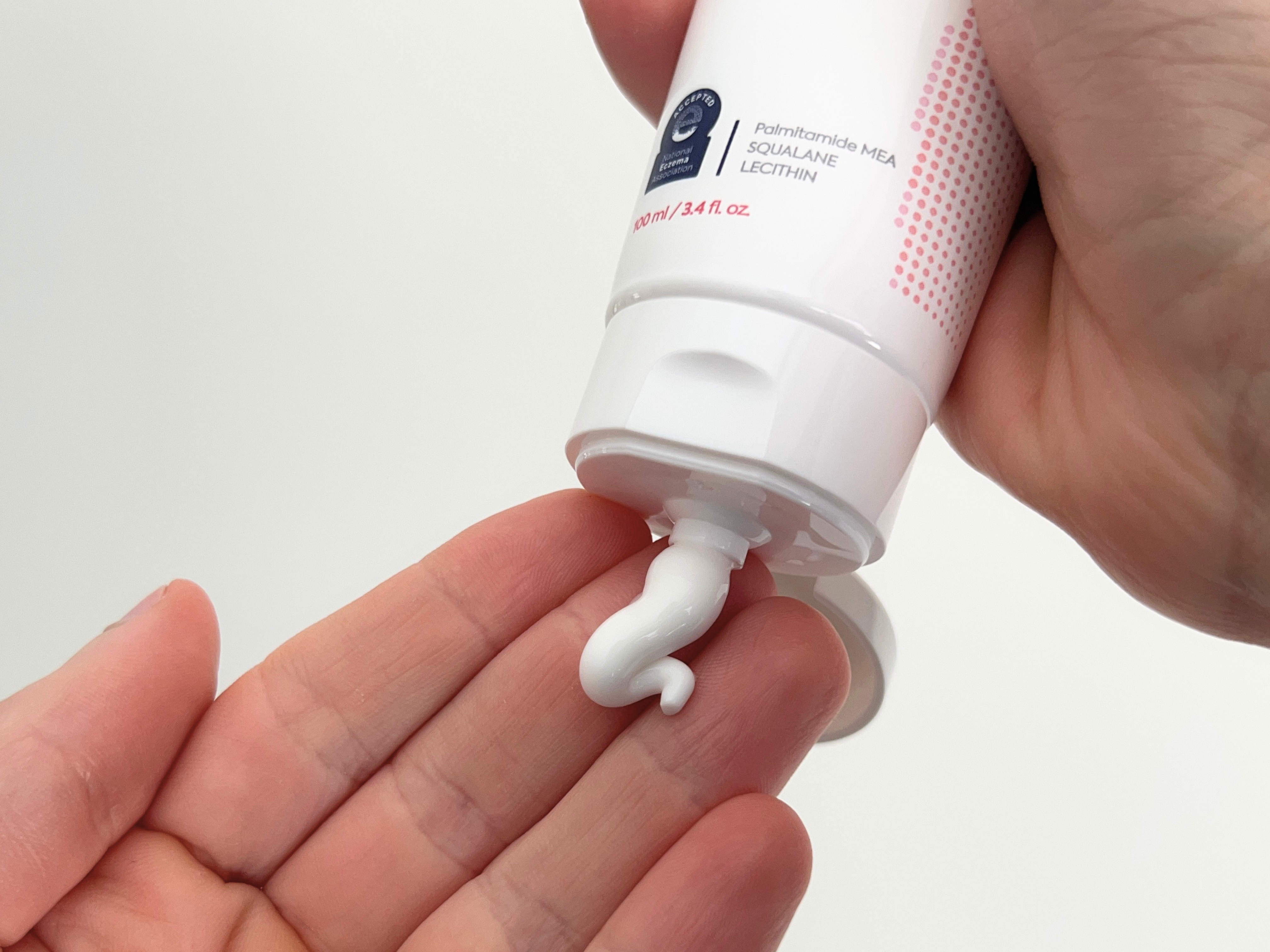 Physiogel Redness Relieving Facial Cream Texture