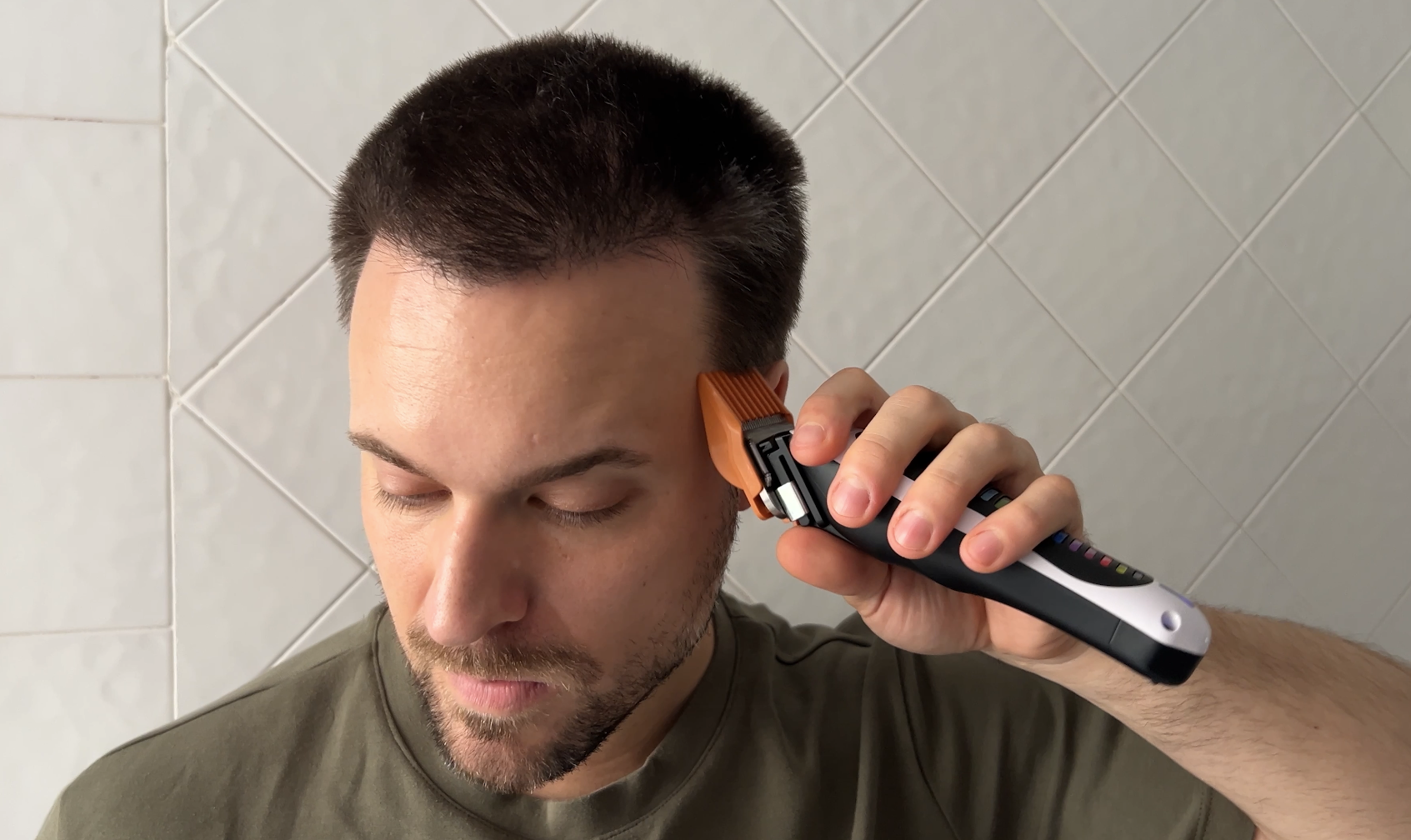 Clipping with the Wahl Color Pro Cordless.